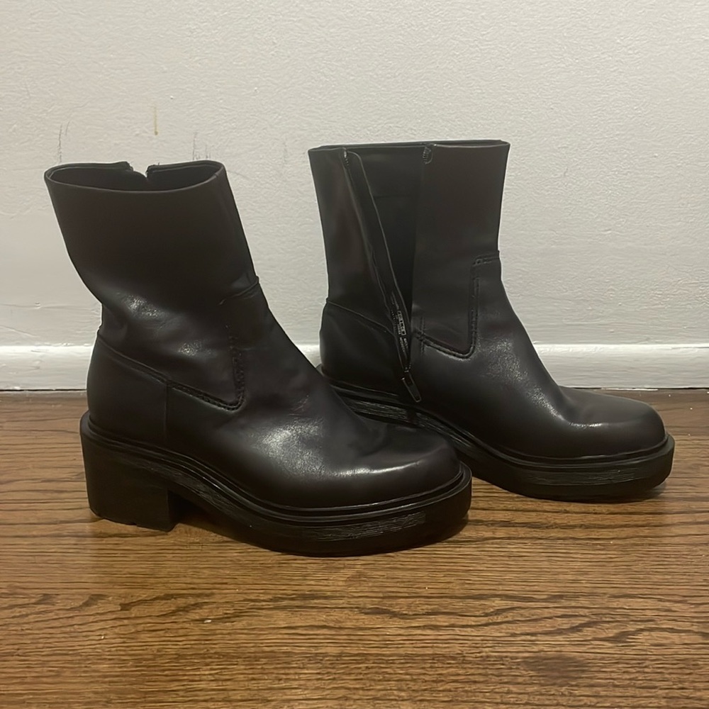 Black boots